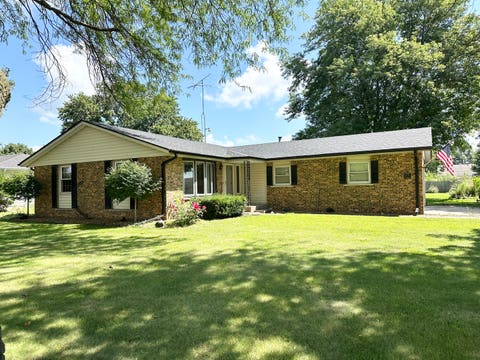 Photo of 1130 Cardinal Drive, Bourbonnais, IL 60914 (MLS # 12722847)