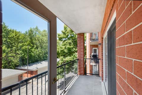 Tiny photo for 110 N Milwaukee Avenue #303, Wheeling, IL 60090 (MLS # 12674575)