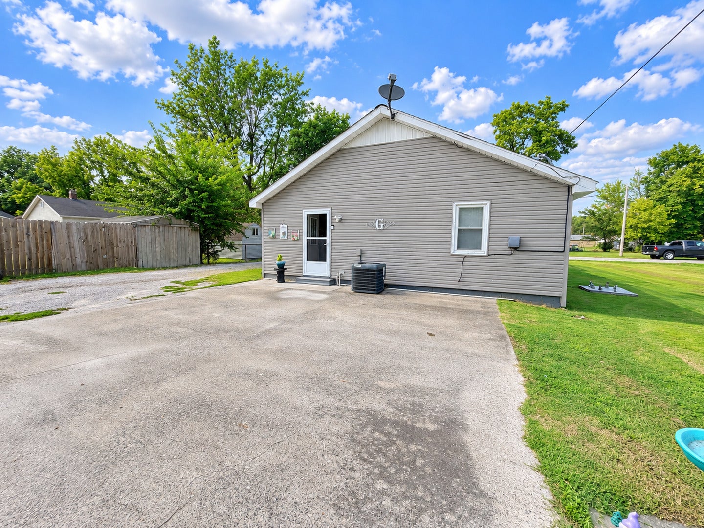 210 W 20th Street