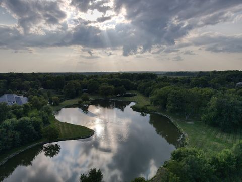 Tiny photo for 330 S Barrington Road, Barrington, IL 60010 (MLS # 12548267)