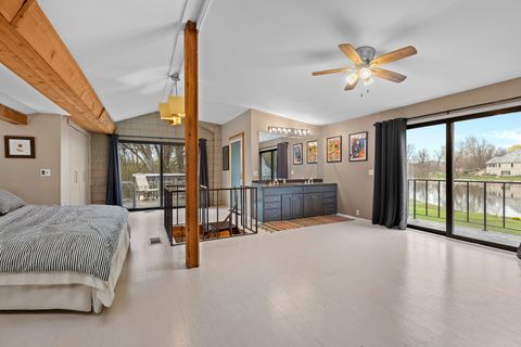 Tiny photo for 330 S Barrington Road, Barrington, IL 60010 (MLS # 12548267)