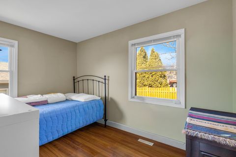 Tiny photo for 1501 Washington Street, Lake In The Hills, IL 60156 (MLS # 12581332)