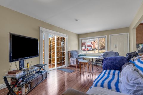 Tiny photo for 1501 Washington Street, Lake In The Hills, IL 60156 (MLS # 12581332)