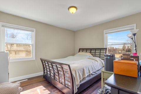 Tiny photo for 1501 Washington Street, Lake In The Hills, IL 60156 (MLS # 12581332)