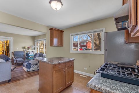 Tiny photo for 1501 Washington Street, Lake In The Hills, IL 60156 (MLS # 12581332)