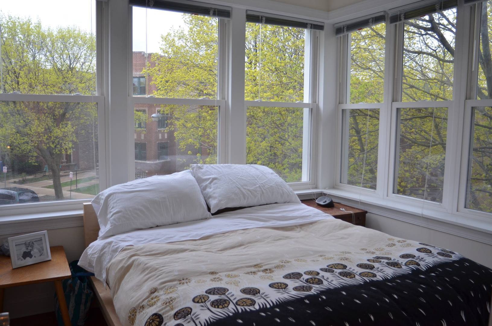 4747 N Virginia Avenue 1