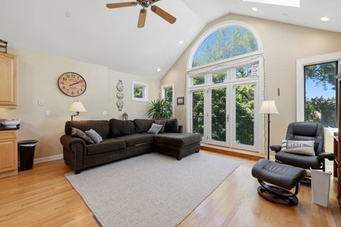 Tiny photo for 1717 W NELSON Avenue #3, Chicago, IL 60657 (MLS # 12685545)