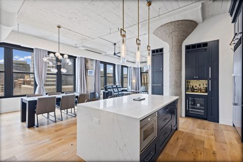 Tiny photo for 728 W Jackson Boulevard #701, Chicago, IL 60661 (MLS # 12575850)