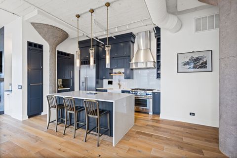 Tiny photo for 728 W Jackson Boulevard #701, Chicago, IL 60661 (MLS # 12575850)