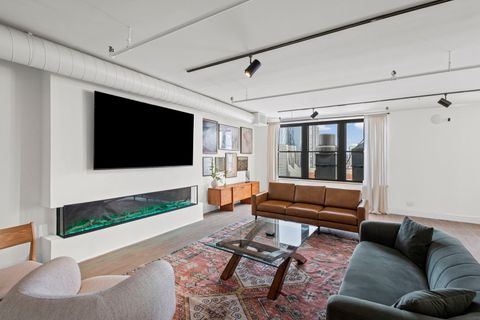 Tiny photo for 728 W Jackson Boulevard #701, Chicago, IL 60661 (MLS # 12575850)