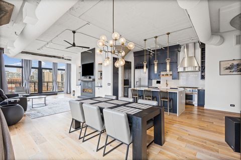 Tiny photo for 728 W Jackson Boulevard #701, Chicago, IL 60661 (MLS # 12575850)