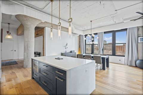 Tiny photo for 728 W Jackson Boulevard #701, Chicago, IL 60661 (MLS # 12575850)