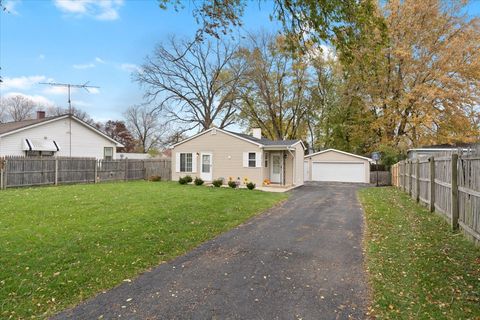 Photo of 38195 N Charleston Road, Beach Park, IL 60087 (MLS # 12570131)