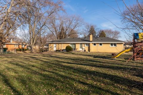 Tiny photo for 1436 Greenview Court, Schaumburg, IL 60193 (MLS # 12542229)