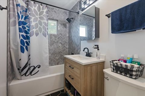 Tiny photo for 7506 S Ferdinand Avenue, Bridgeview, IL 60455 (MLS # 12473868)