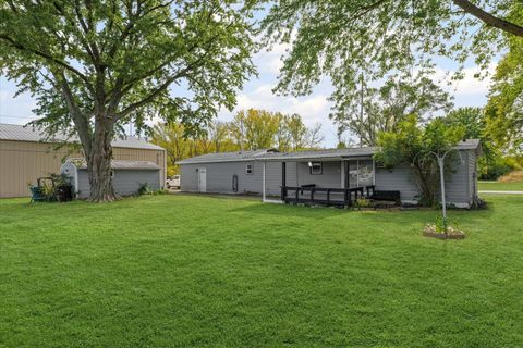 Tiny photo for 2302 E Perkins Road, Urbana, IL 61802 (MLS # 12496049)