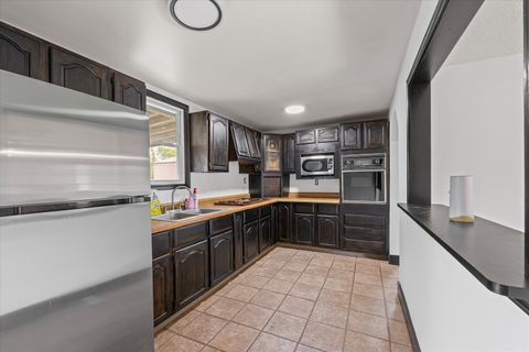 Tiny photo for 2302 E Perkins Road, Urbana, IL 61802 (MLS # 12496049)