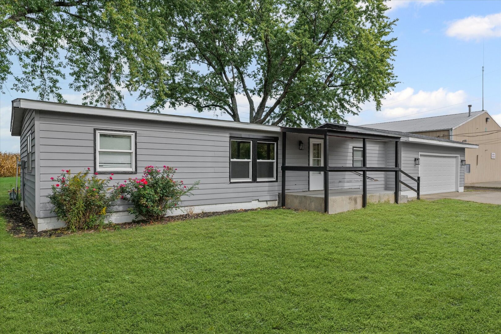 2302 E Perkins Road