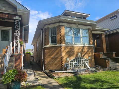 2711 N 77th Avenue Elmwood Park IL 60707