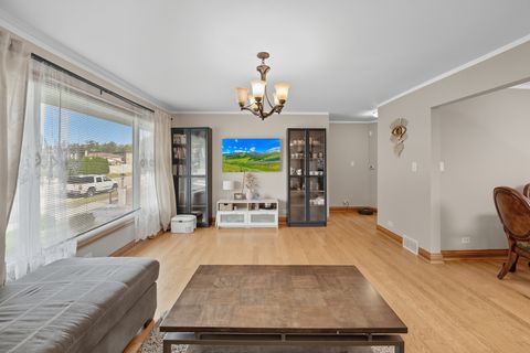 Tiny photo for 10817 S Oak Park Avenue, Worth, IL 60482 (MLS # 12472029)