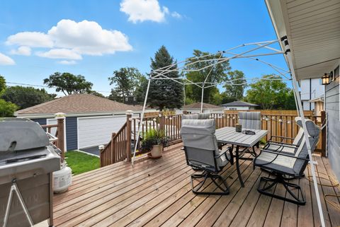 Tiny photo for 10817 S Oak Park Avenue, Worth, IL 60482 (MLS # 12472029)