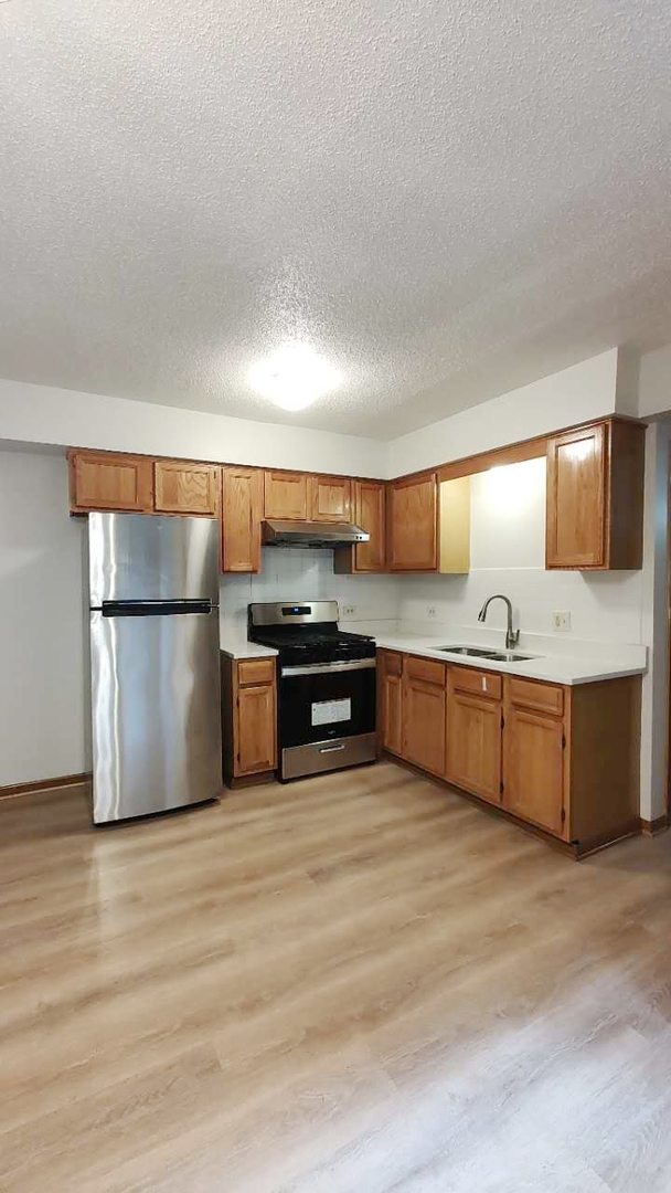 222 W 26th Street 202
