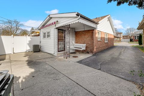 A home in Dolton