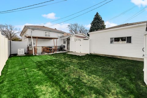 A home in Dolton