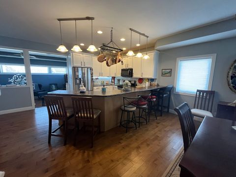 Tiny photo for 202 Regina Court, Kewanee, IL 61443 (MLS # 12553722)