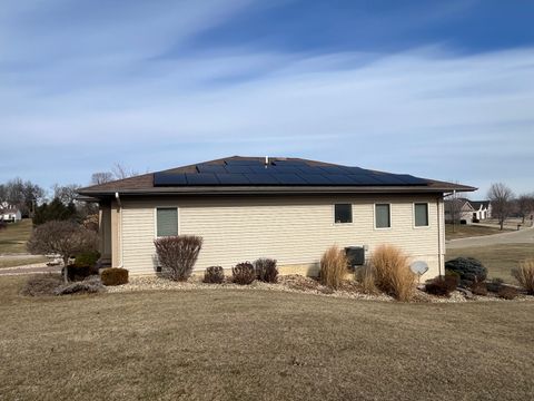 Tiny photo for 202 Regina Court, Kewanee, IL 61443 (MLS # 12553722)