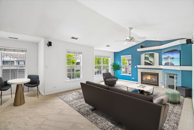 2267 Vanderbilt Drive