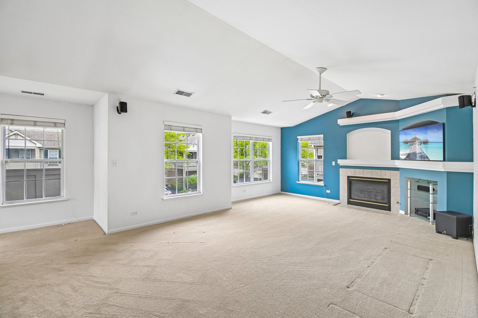 2267 Vanderbilt Drive