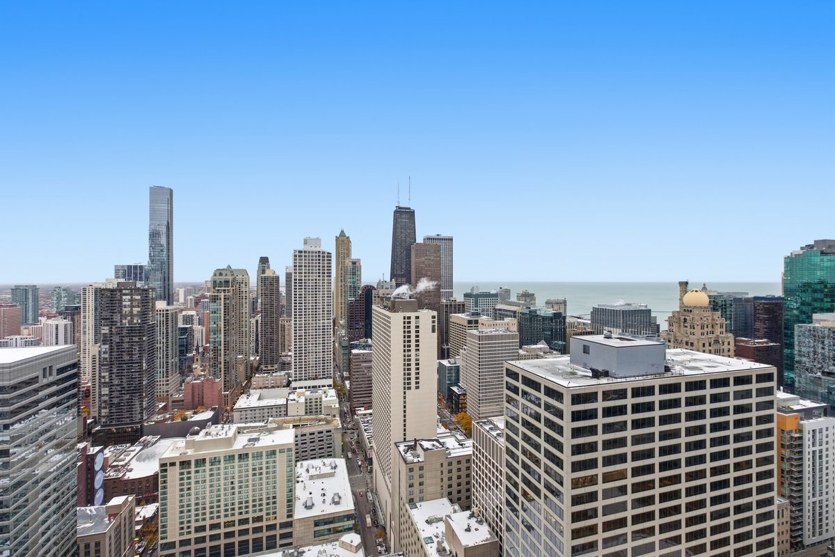 405 N Wabash Avenue 5112