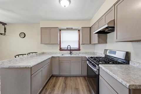 Tiny photo for 14333 Drexel Avenue, Dolton, IL 60419 (MLS # 12706927)