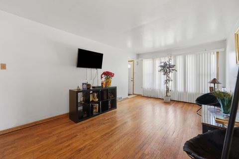 Tiny photo for 14333 Drexel Avenue, Dolton, IL 60419 (MLS # 12706927)