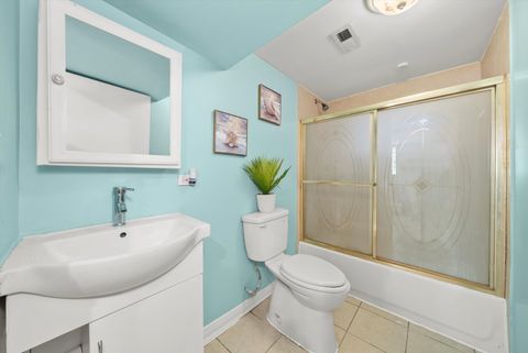 Tiny photo for 5850 S INDIANA Avenue, Chicago, IL 60637 (MLS # 12485028)