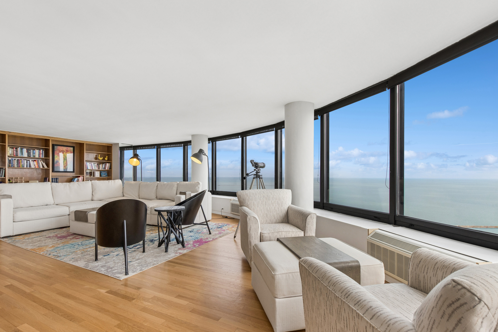 155 N HARBOR Drive 2512