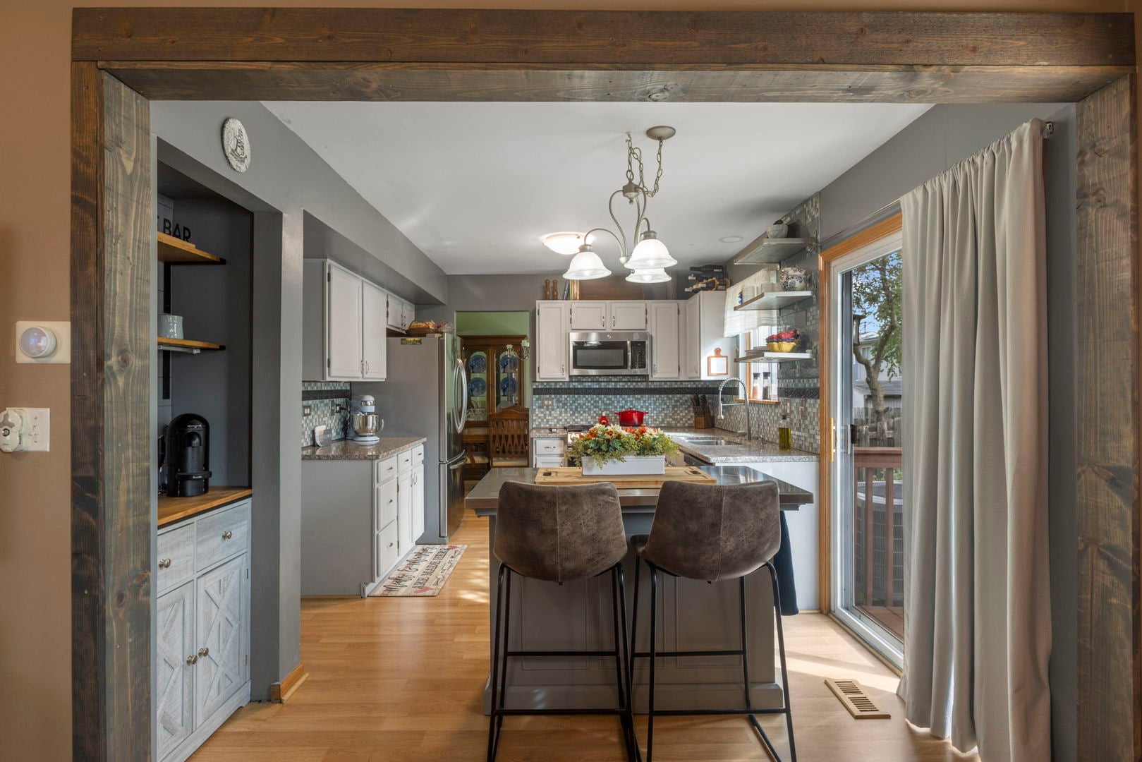 2309 Meadows Lane