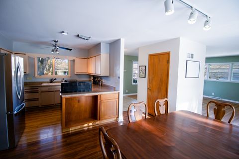 Tiny photo for 100 Warren Place, DeKalb, IL 60115 (MLS # 12539996)