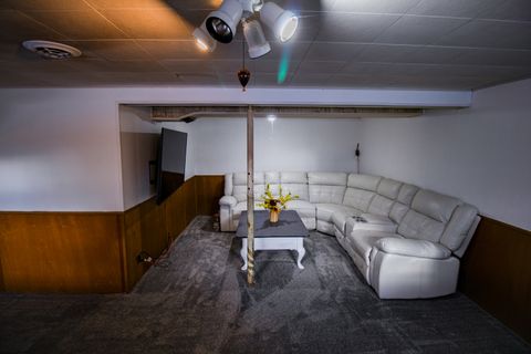 Tiny photo for 100 Warren Place, DeKalb, IL 60115 (MLS # 12539996)