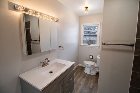 Tiny photo for 100 Warren Place, DeKalb, IL 60115 (MLS # 12539996)