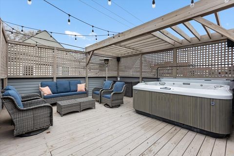 Tiny photo for 2514 W Moffat Street, Chicago, IL 60647 (MLS # 12613918)