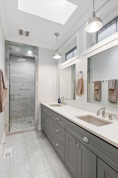 Tiny photo for 2514 W Moffat Street, Chicago, IL 60647 (MLS # 12613918)