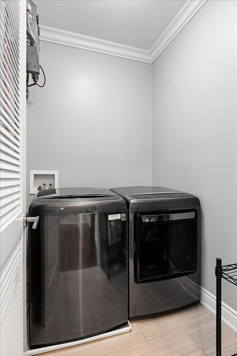 Tiny photo for 2514 W Moffat Street, Chicago, IL 60647 (MLS # 12613918)
