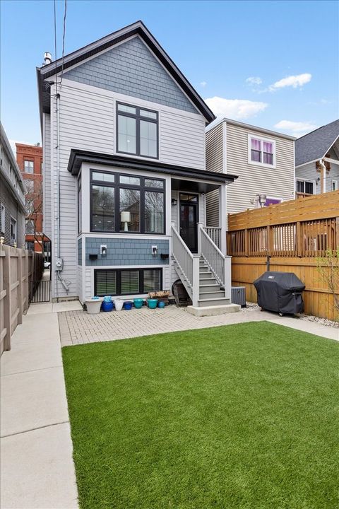 Tiny photo for 2514 W Moffat Street, Chicago, IL 60647 (MLS # 12613918)