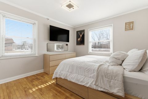 Tiny photo for 204 Woodlawn Drive, Mundelein, IL 60060 (MLS # 12568088)