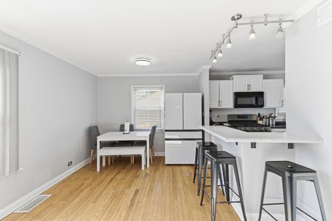 Tiny photo for 204 Woodlawn Drive, Mundelein, IL 60060 (MLS # 12568088)