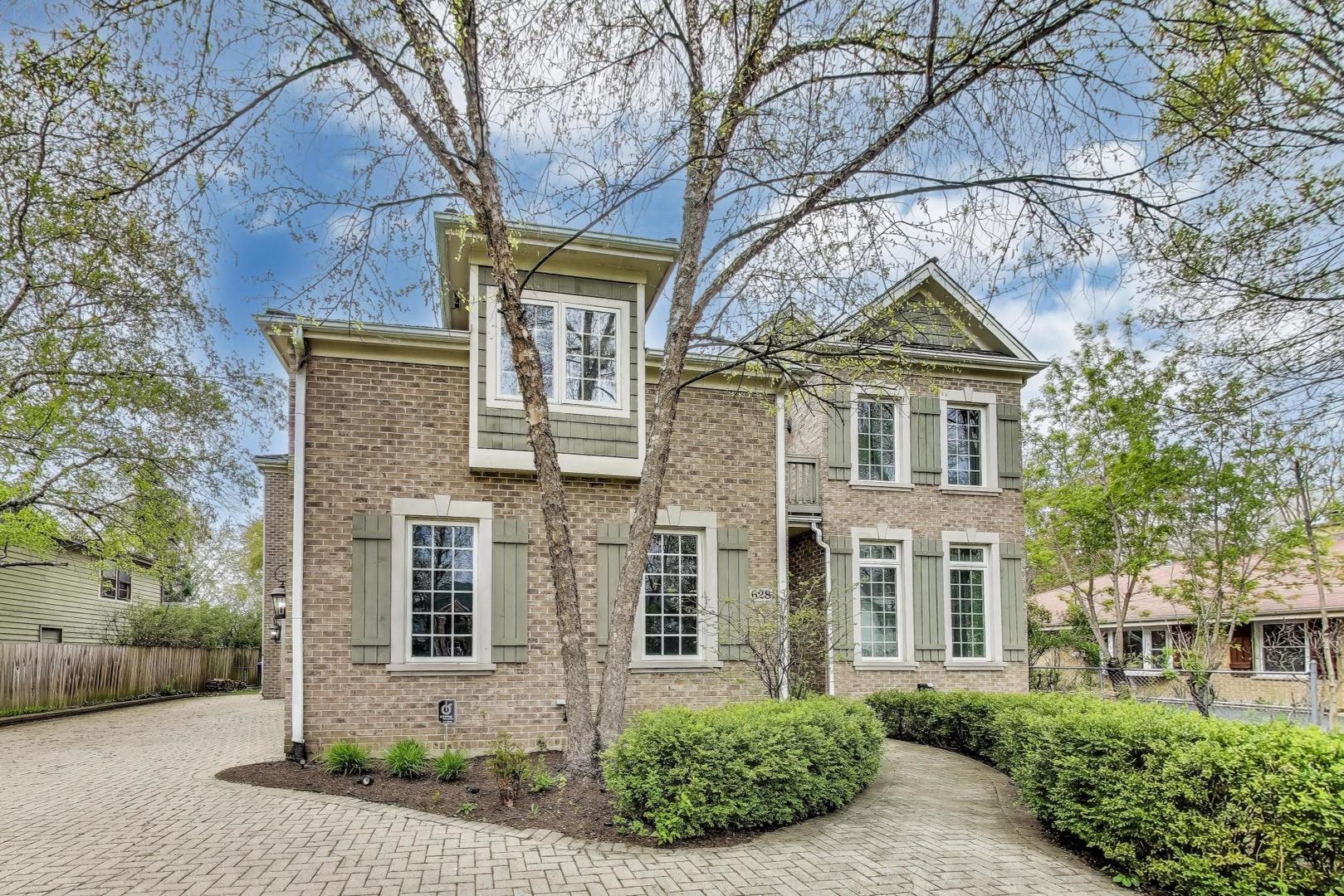 628 GREENWOOD Road