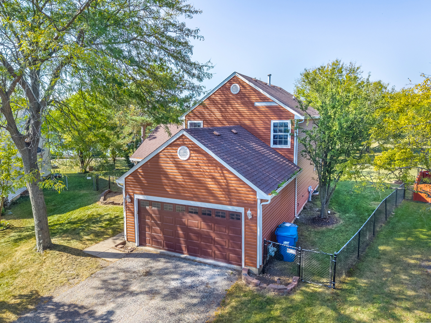 1925 Grosse Pointe Court