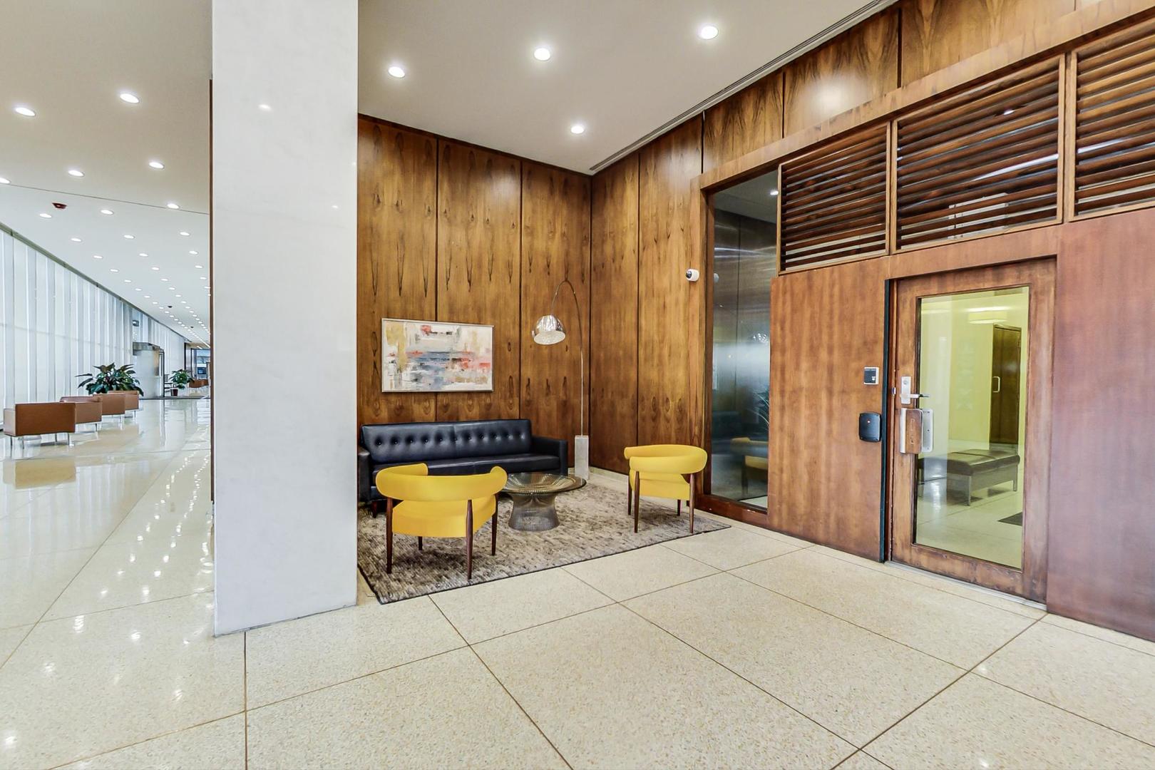 3600 N Lake Shore Drive 1701